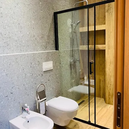 Skyline Retreat: 2 Stylish Penthouses Tirana
