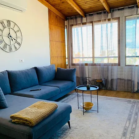Apartment Skyline Retreat: 2 Stylish Penthouses Tirana